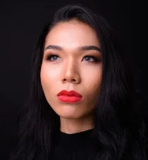 Radiant, feminine neck profile result by Dr. Ashu Garg